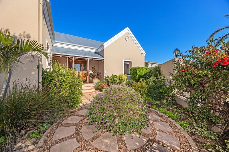 4 Bedroom Property for Sale in Vierlanden Western Cape